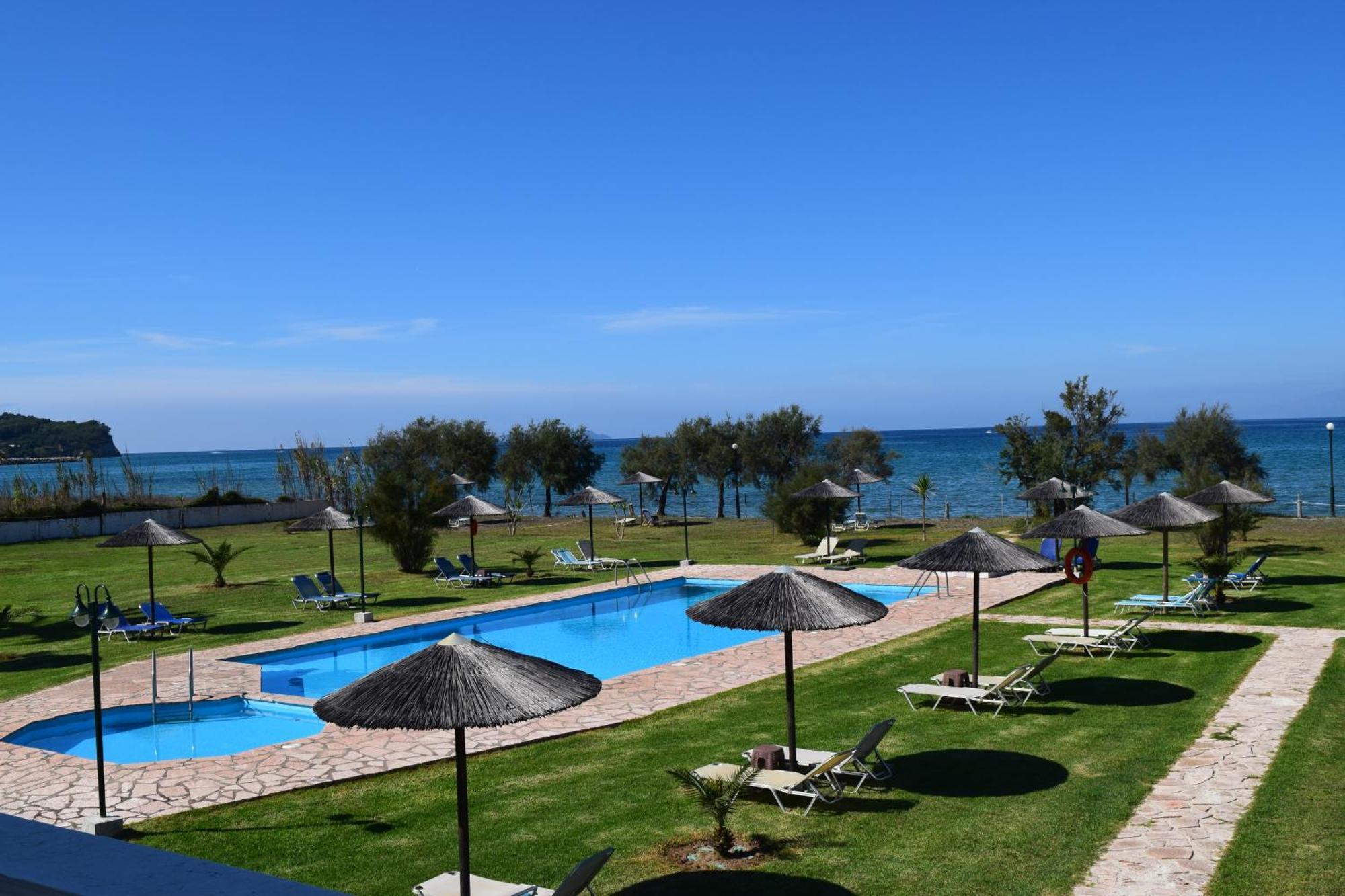 רודה S&C Kosmos Beach Resort מראה חיצוני תמונה